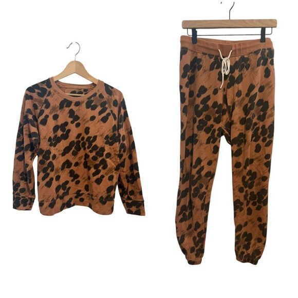 Splits59 Pants - Splits59 Cheetah Print Sweatshirt and Jogger Set Size XS/S